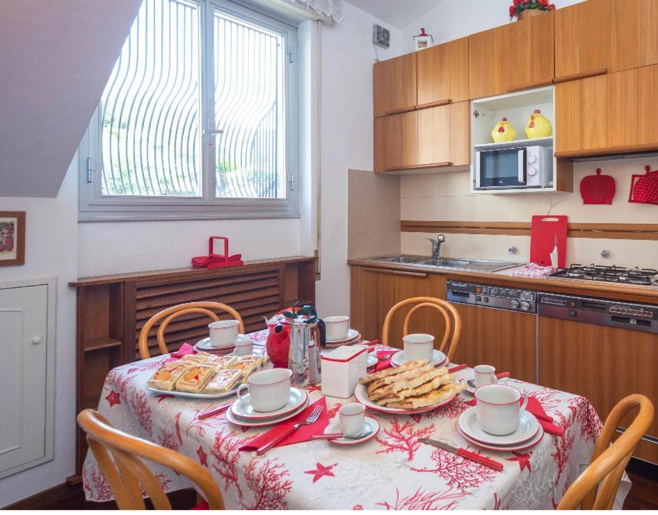 Ferienwohnung La Nave Sospesa Rapallo Exterior foto